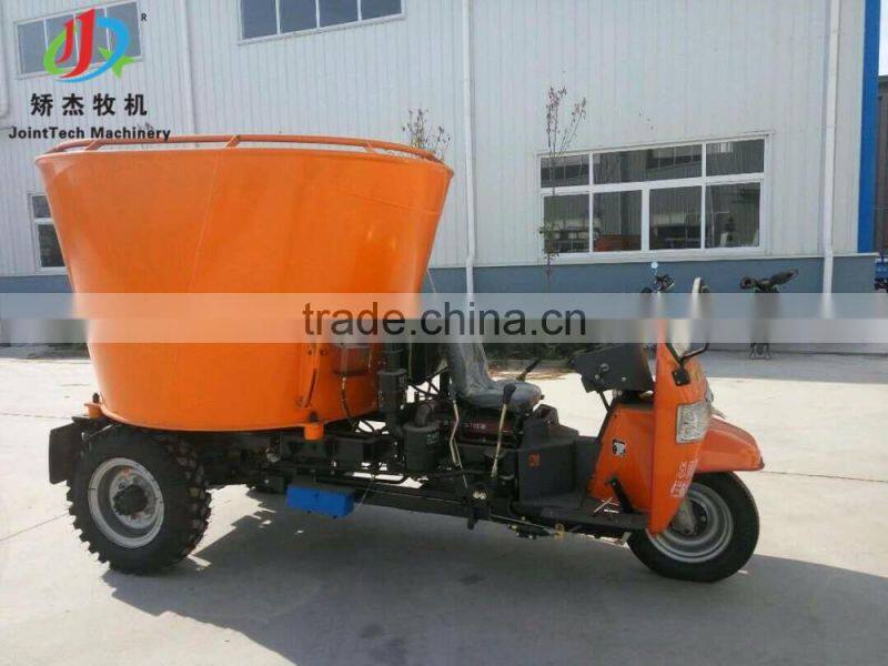 3 wheel drivven made in china TMR vertical feed mixer/feed mixer truck asia