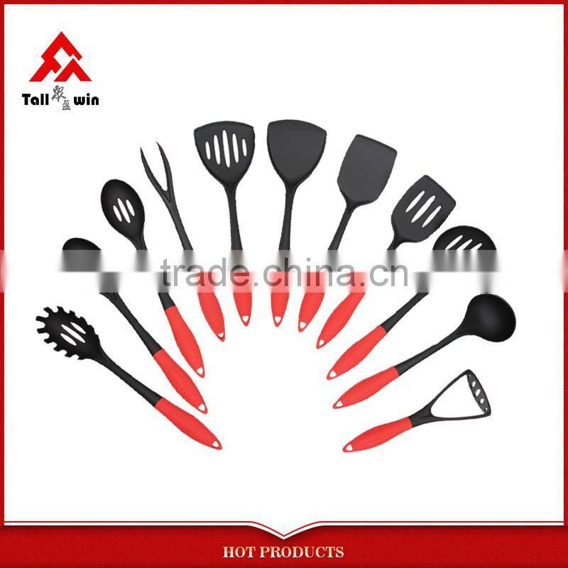 5 Piece Kitchen Utensils Tools Set Black Nylon 5Pc Set Includes Solid Spoon Slotted Spoon Slotted Turner Ladle & Masher With PP