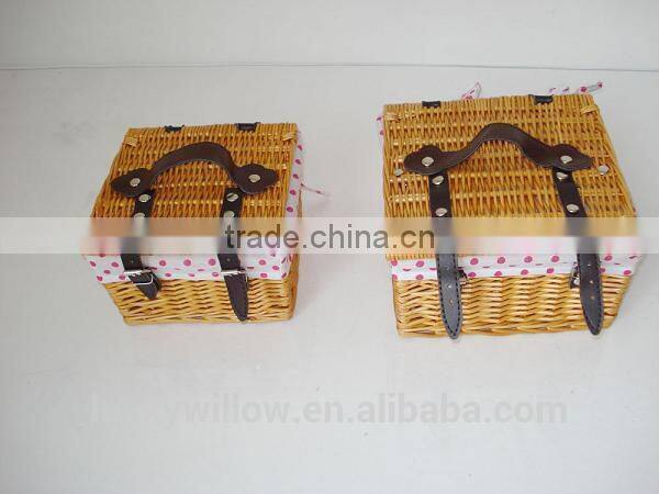 portable handmade natural rattan cosmetic storage basket/makeup storage