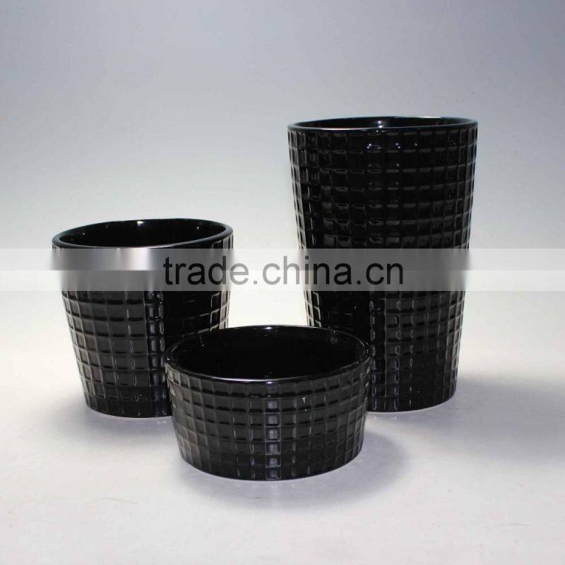 Set of 2 Modern Decorative Folded Design Small Ceramic Plant Pot Flower Planter