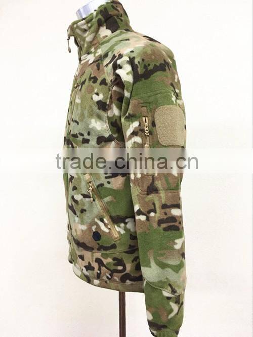 2017 Fashionble 100% polyester polar fleece camouflage mens coat