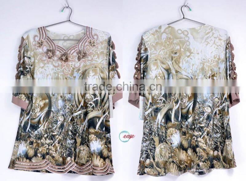 China Supplier Latest Clothing Printed Blouse Designs for Middle Aged Women