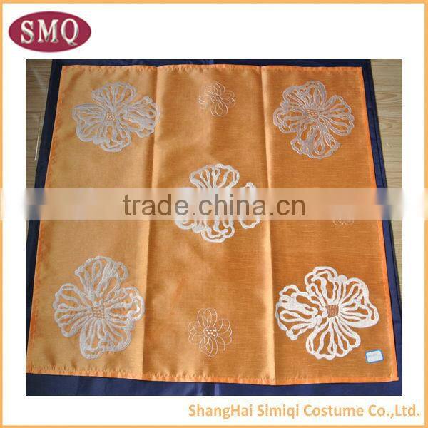beautiful design embroidery tablecloth set
