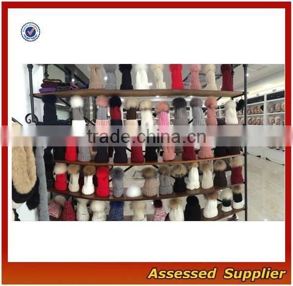 Custom fashion real raccoon fur pom pom hat beanie cap for wholesale free samples-T69-ZT