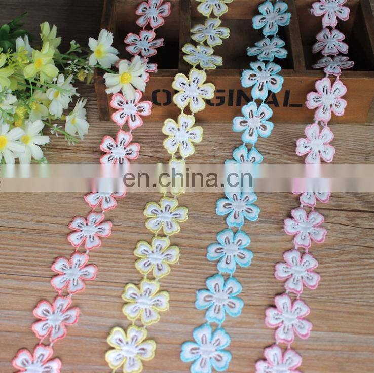 2017 multicolor flower fancy Lace design for grament and home textiles