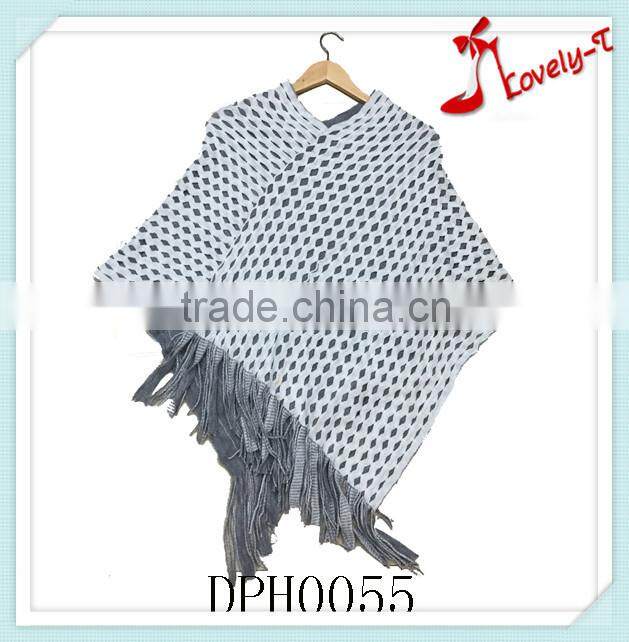 2015latest design nets style girl's pullover crochet knit poncho sweater with tassels for wholesale