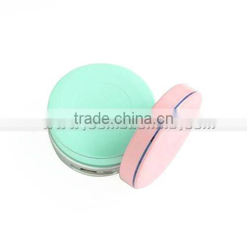 Powdery cake box portable power bank 4400 mah