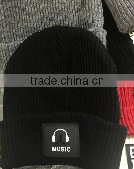 MUSIC Earphone Leather Applique Embroidery Beanie Cap for Man Women