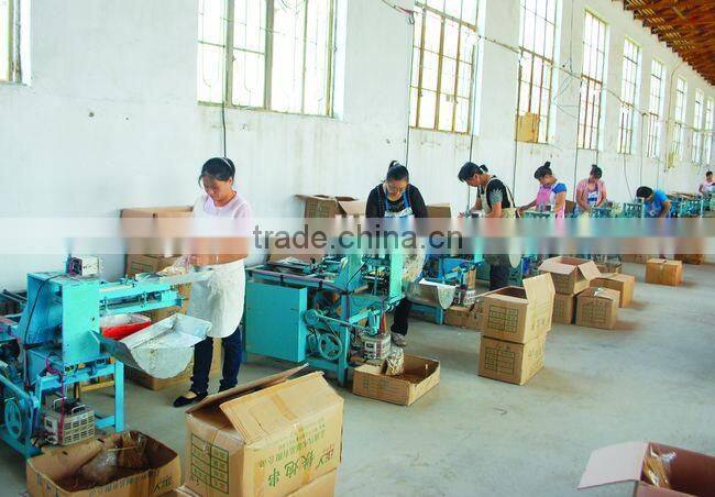 painting wooden stick for gardon