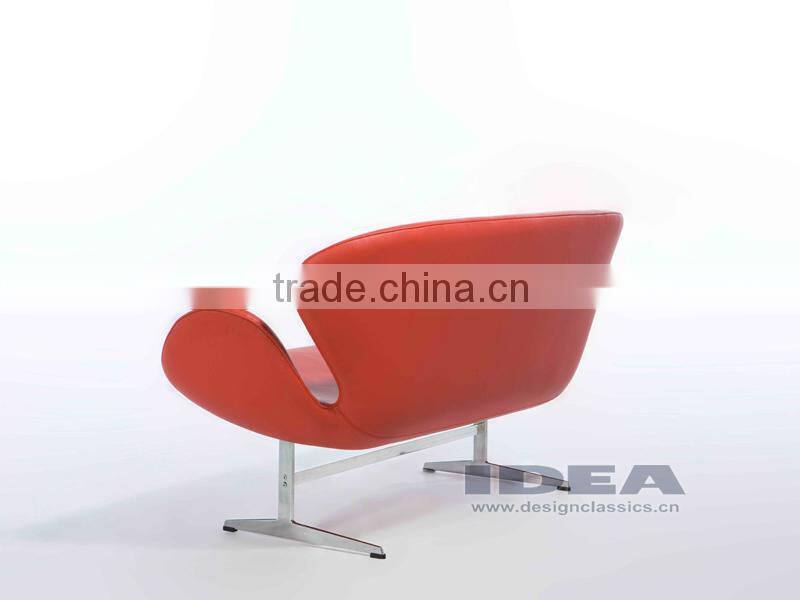 Replica Arne Jocabsen Swan Chair Loveseat - Red Genuine Leather