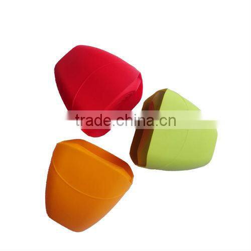 2013 the newest design and the most convient silicone gloves