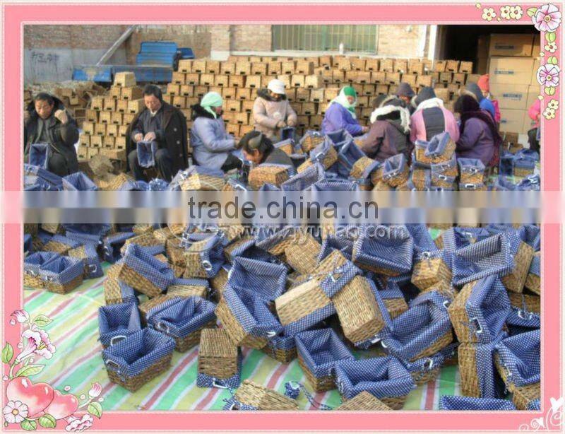 Flat Seagrass Baskets With Handle