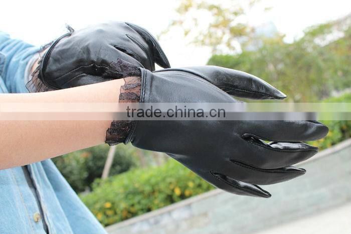 2015 new season fashion design with black lace lady leather gloves