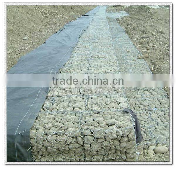 Automatic reverse twist hexagonal wire netting machine Max Mesh Weaving Width Heavy Duty gabion machine