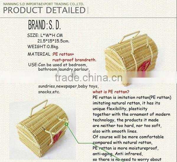 SD Folding mini rattan wicker baskets with handle for storage