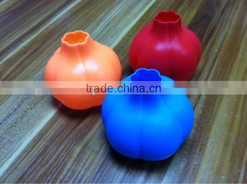 New Creative Silicone Garlic Peeler Easy Kitchen Tool devices-magic peeling