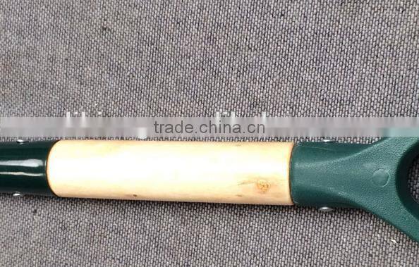 High quality iron wood handle shovel