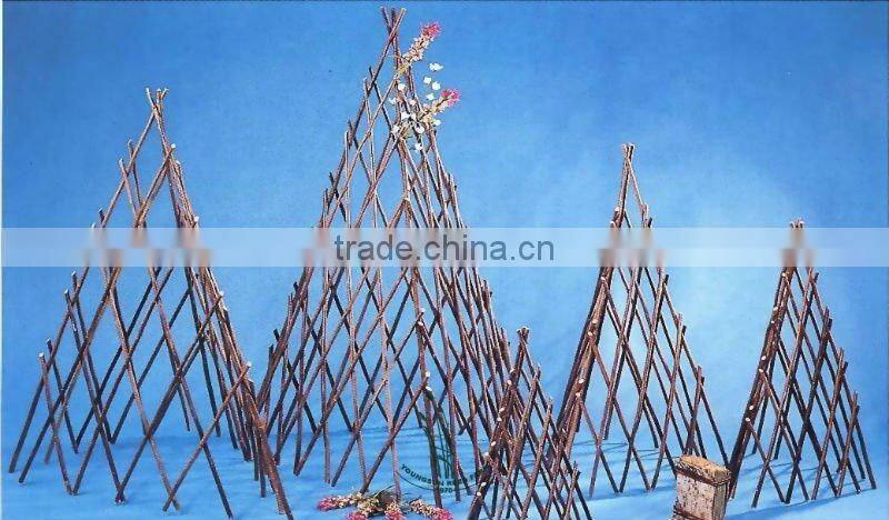 flexible willow trellis