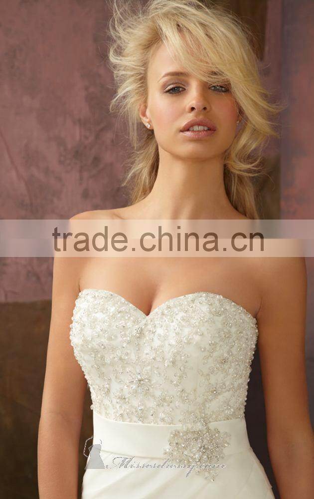 Excellent Sweetheart Neckline Strapless with Beads Bodice and Bow Wedding Dresses Organza Ruffles Skirt