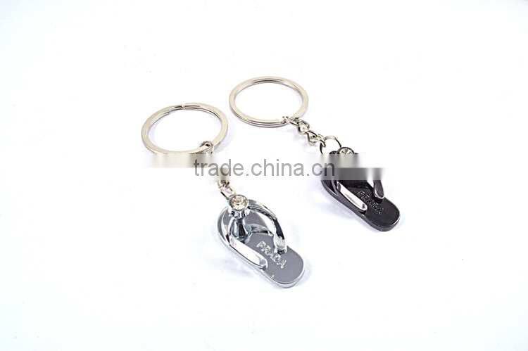 custom metal keychain promotional cute shoes keychain