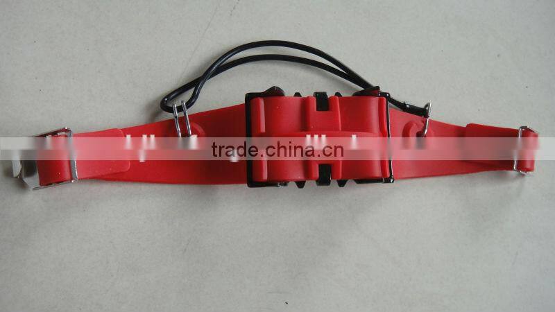 A pair of shoe chain ice spike cleats with Pouch & 1 Carabiner