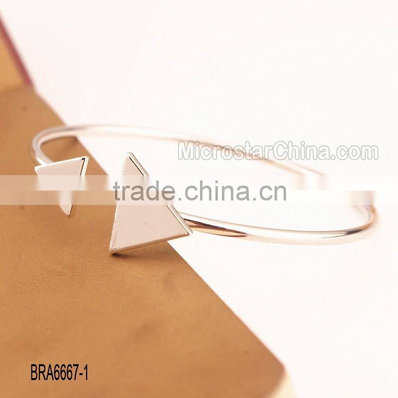 European and American fashion exquisite moon gemstone bangle