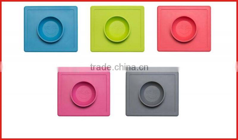 Baby training dinner suctio bowl on table