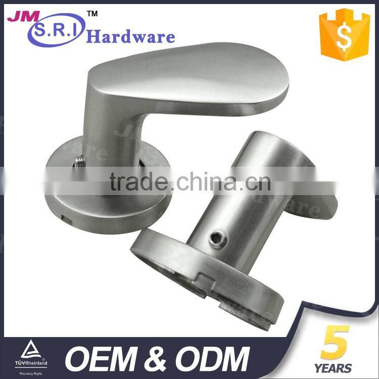 Top selling stainless steel lever door handle , self locking door handle made in china