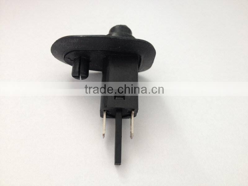 Iveco door lamp switch 82428573 for Auto spare parts from Nanjing market