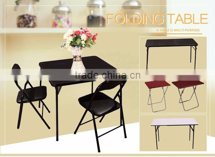 Rectangular folding table for study
