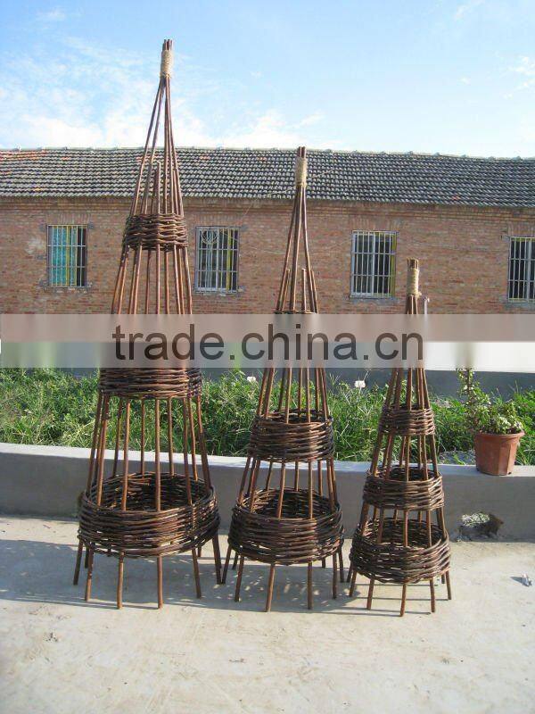 willow obelisk