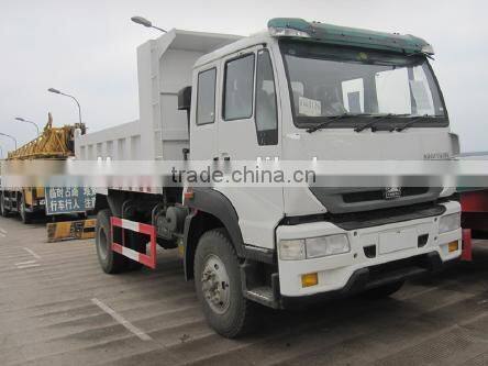 SINOTRUK 3-24 Cubic Oil/Water HOWO Tank Truck