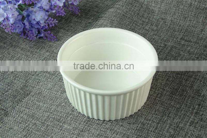 Wholesale white round porcelain ramekins ceramics Round Ramekin for Restaurant hotel