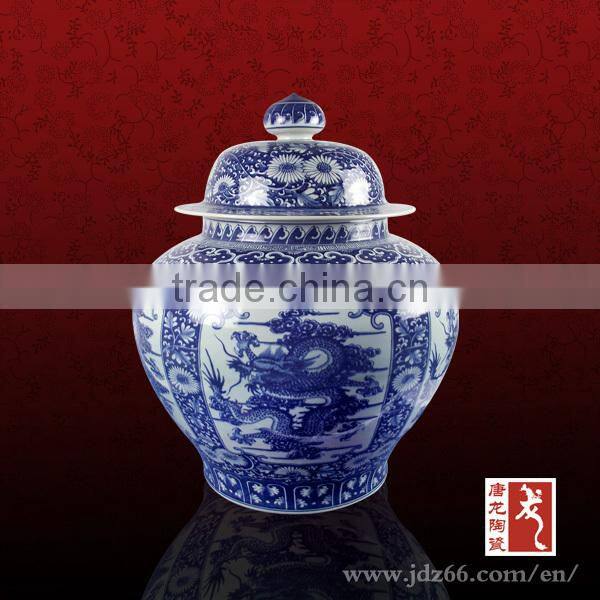Good-looking round belly blue and white ceramic food storage jar