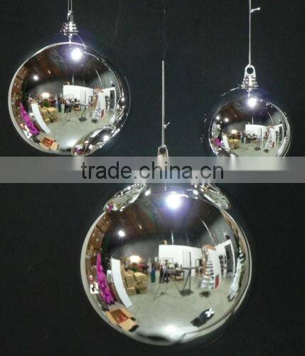 Cheap LARGE SHINY SILVER 200MM PLASTIC CHRISTMAS BALL 8" DIAMETER OUTDOOR ORNAMENT