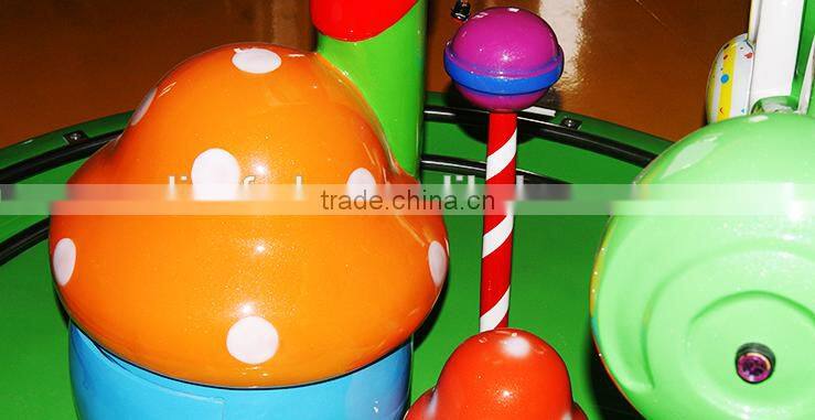 Hot sale Rotating game machine kids ride on track train for shopping mall