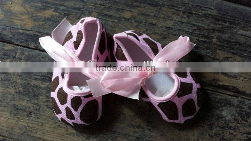 damask printed newborn baby crib shoes baby shoes infant shoes toddlers shoes