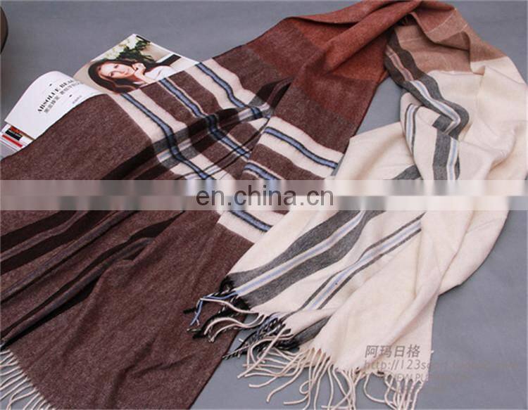 inner mongolia factory wholesale lambs wool plain woven yarn dye scarf fashion ladies winter warm classic tartan wool shawl