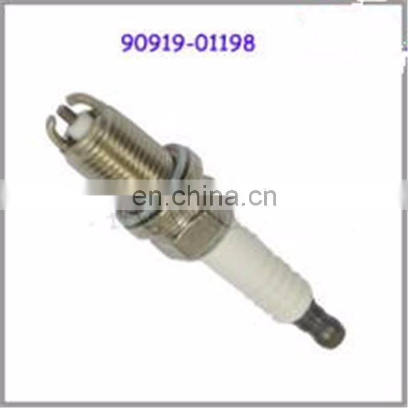 Auto spark plug 90919-01198 For CAMRY CROWN SXV20 VZJ JZS