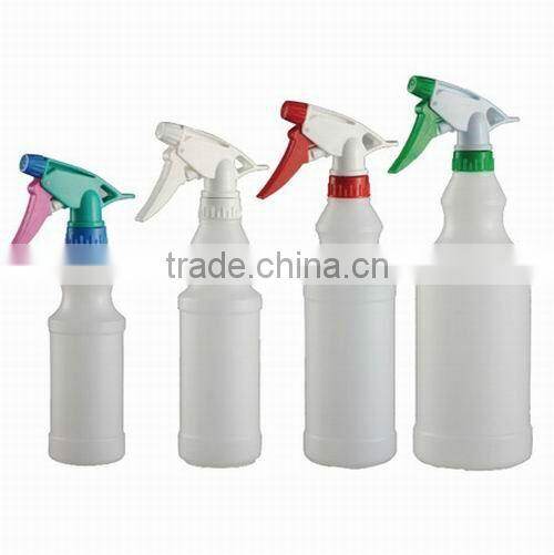 Plastic trigger spray bottle