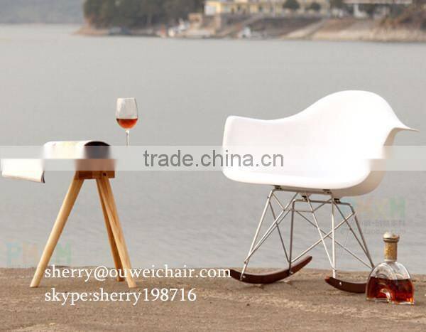 Replic comfortable rocker chair