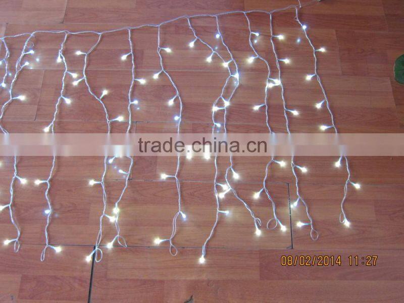 Led christmas icicle light on white rubber cable
