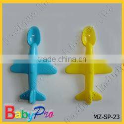 2015 Blue And Pink Airplane Shape Plastic Baby Spoon