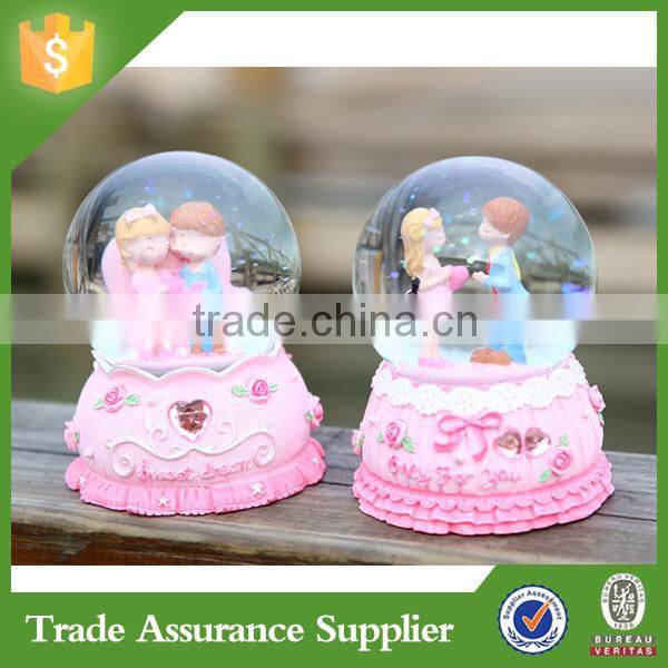 Chinese Polyresin Glass Photo Snow Globe