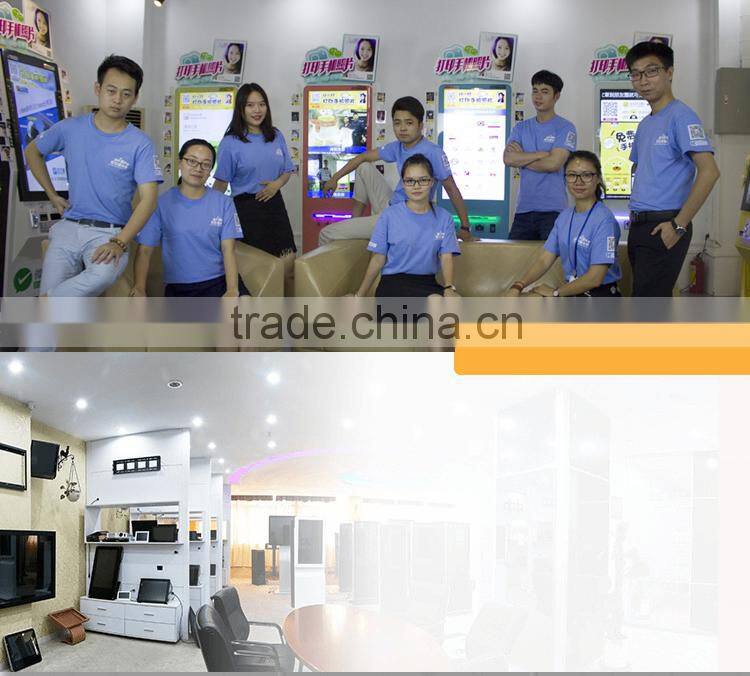 Free Software Android Wifi 3G 4G LCD Touch Screen Advertising Machine