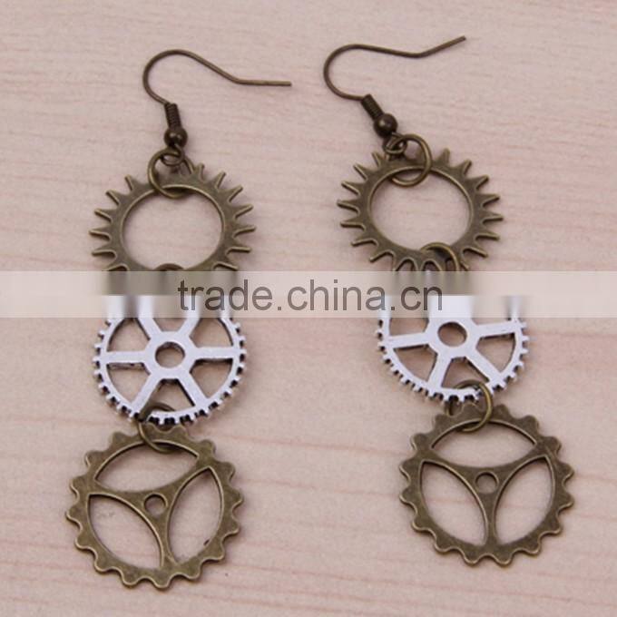 cheap fashion imitation jewelry steampunk clock imitation gold earrings party dress new made in China yiwu