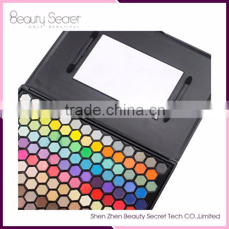 2016 Hot sale cosmetic eyeshadow palette for makeup