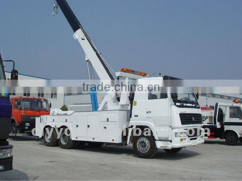 Sinotruck road wrecker for sale