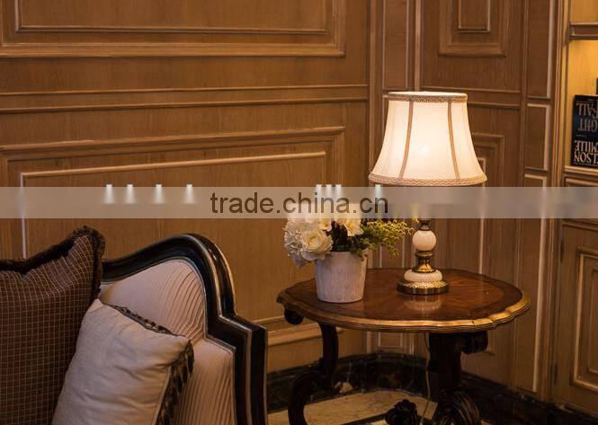 European style metal carving decoration white color lampbody fabric lampshade home use table lamp