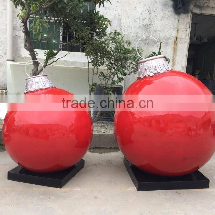 Giant ball ornaments